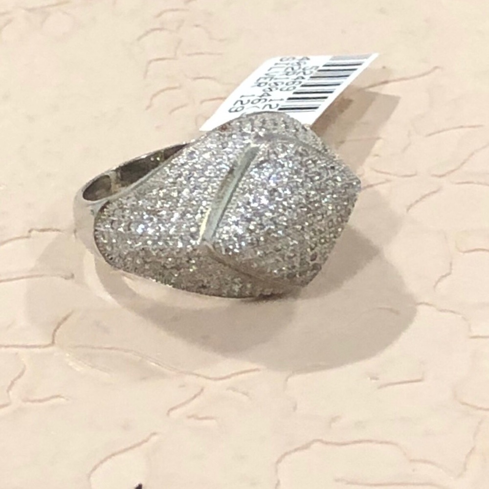 Christmas gift Rhodium plated .925 Sterling Silver simulated diamonds Ring